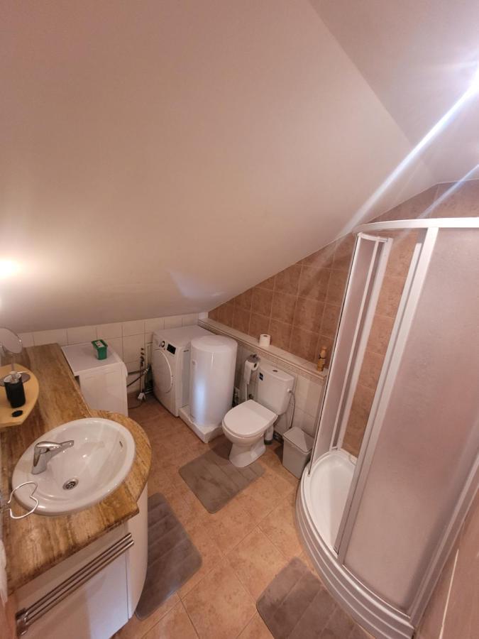 D-Mansard, Free Parking, Self-Check-In Apartment Klaipeda Ngoại thất bức ảnh